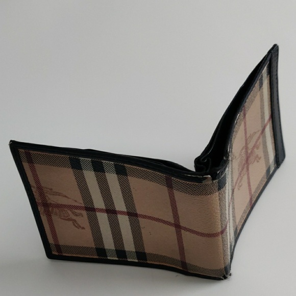 Burberry Wallet - Picture 4 of 4